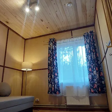 Viesu Maja Bezdeligas * Liuza