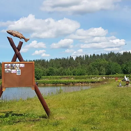 Viesu Maja Bezdeligas